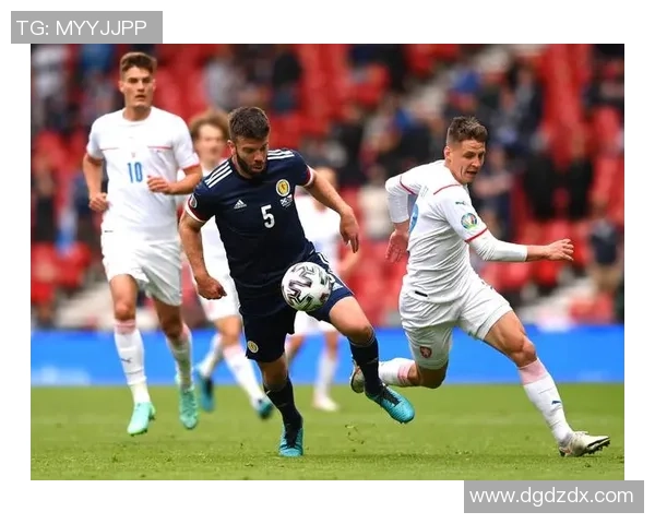 新赛季足球赛场上多位球星爆发强势表现掀起激烈竞争风潮