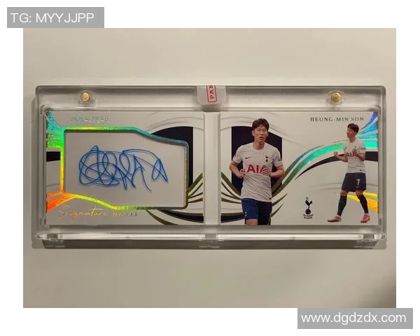 球星卡足球超巨版玩法揭秘让你轻松成为顶级足球经理